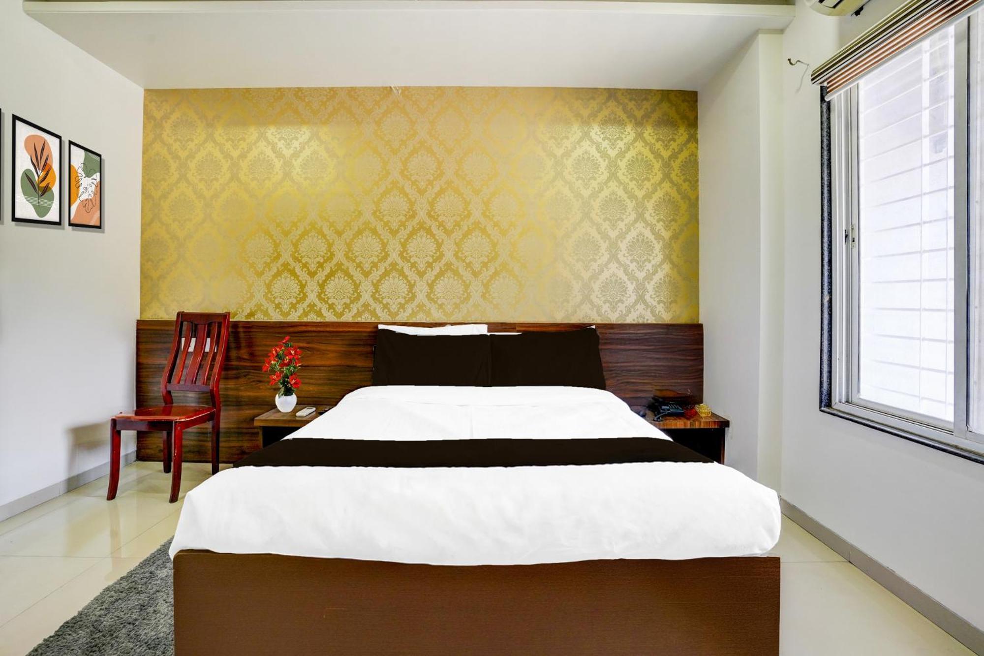 Super Townhouse Godavari Riverbank Formerly Shanti Datta Hotel *