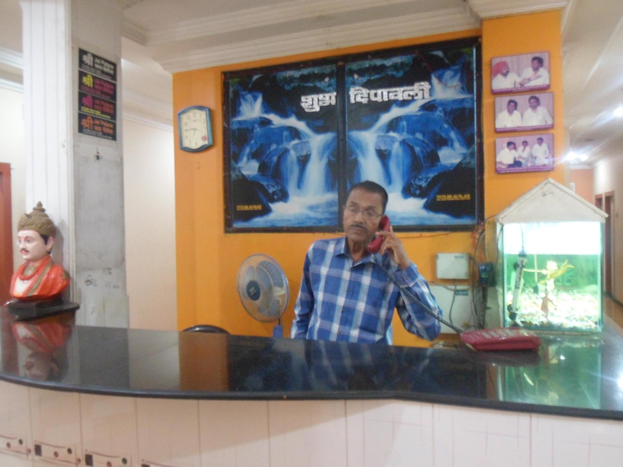 Sri Jai Palace *