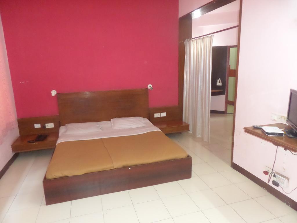 Manorath Hotel Nashik