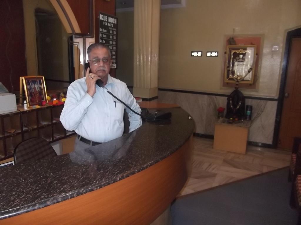 Hotel Radhika *