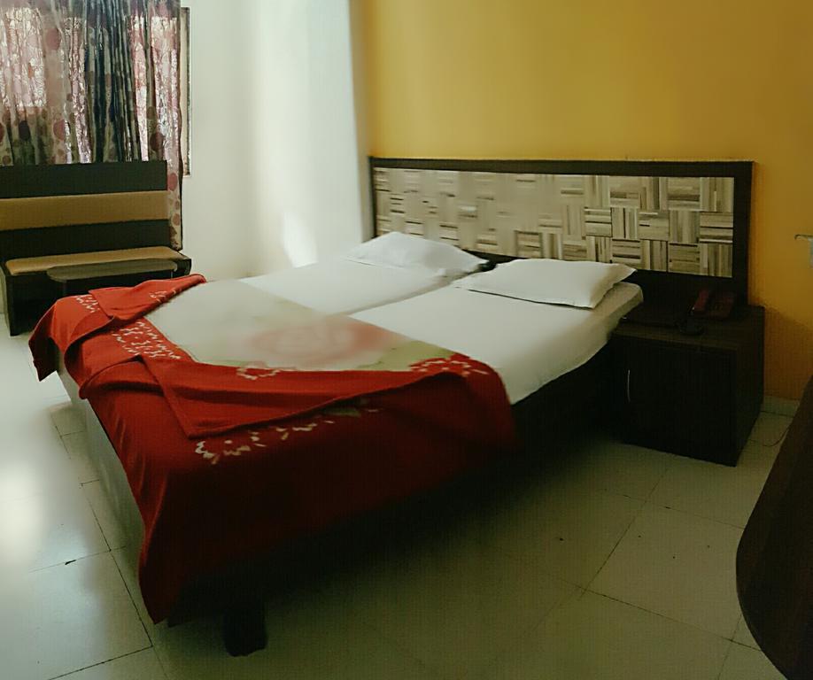 Inn Saffronn 2*