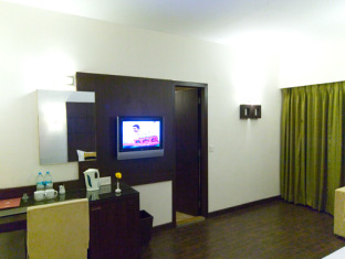 The Emerald Park Hotel 3*