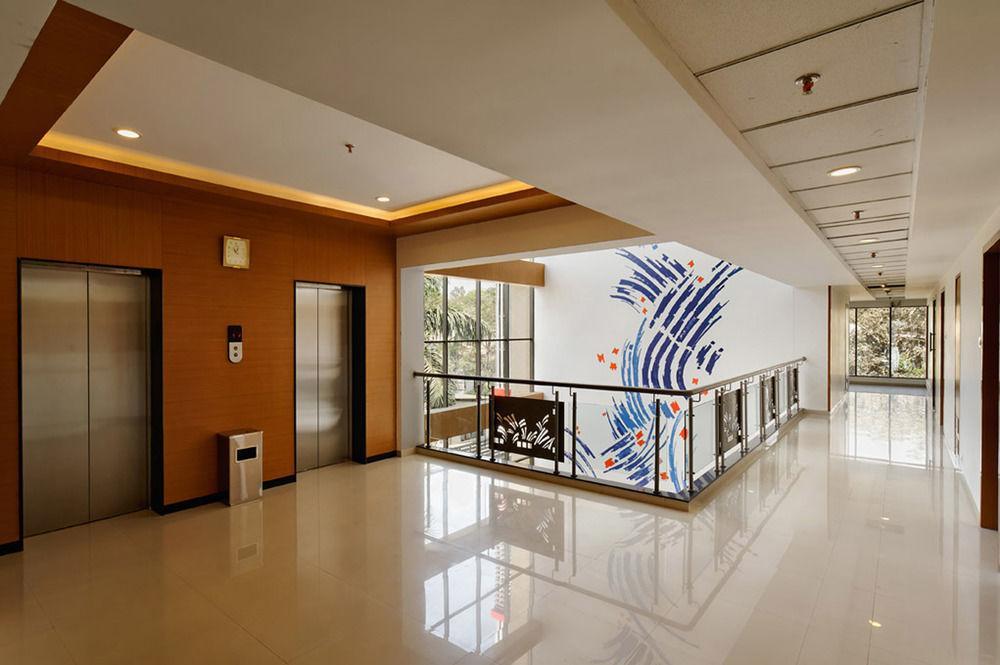 Hi 5 & Experience Hotel 4*