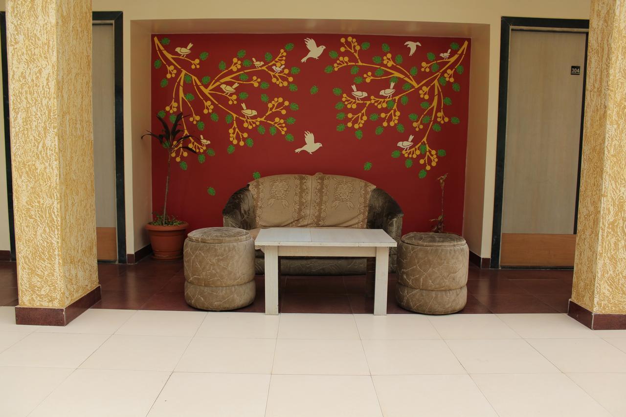 Cool Palace Hotel 2*
