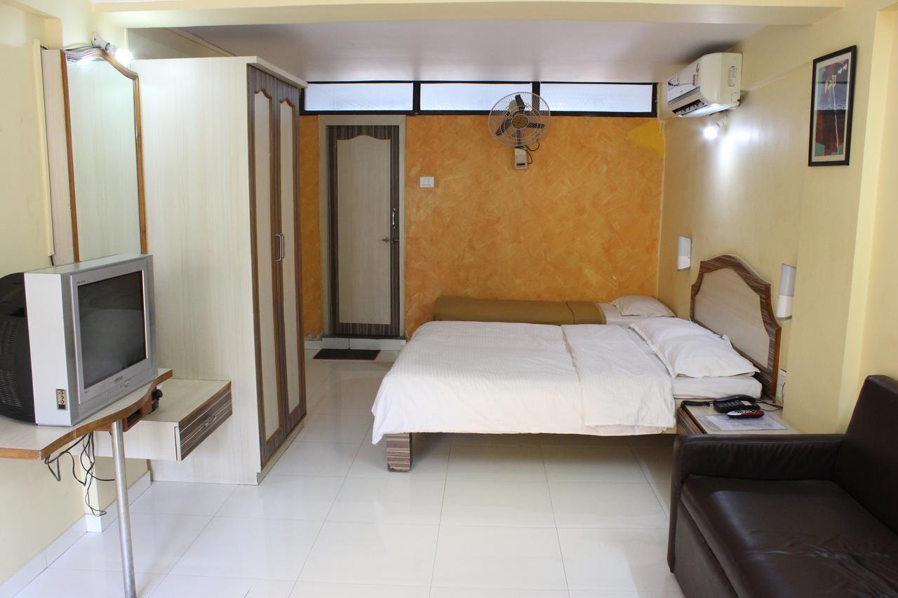 Royale Heritage 3*