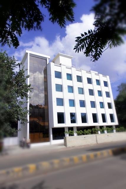 The Emerald Park Hotel 3*