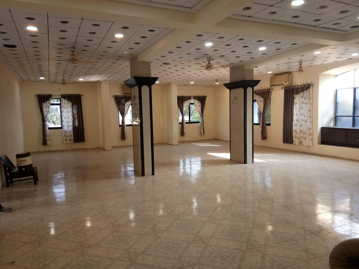 Grand Galaxy Krishna Hotel