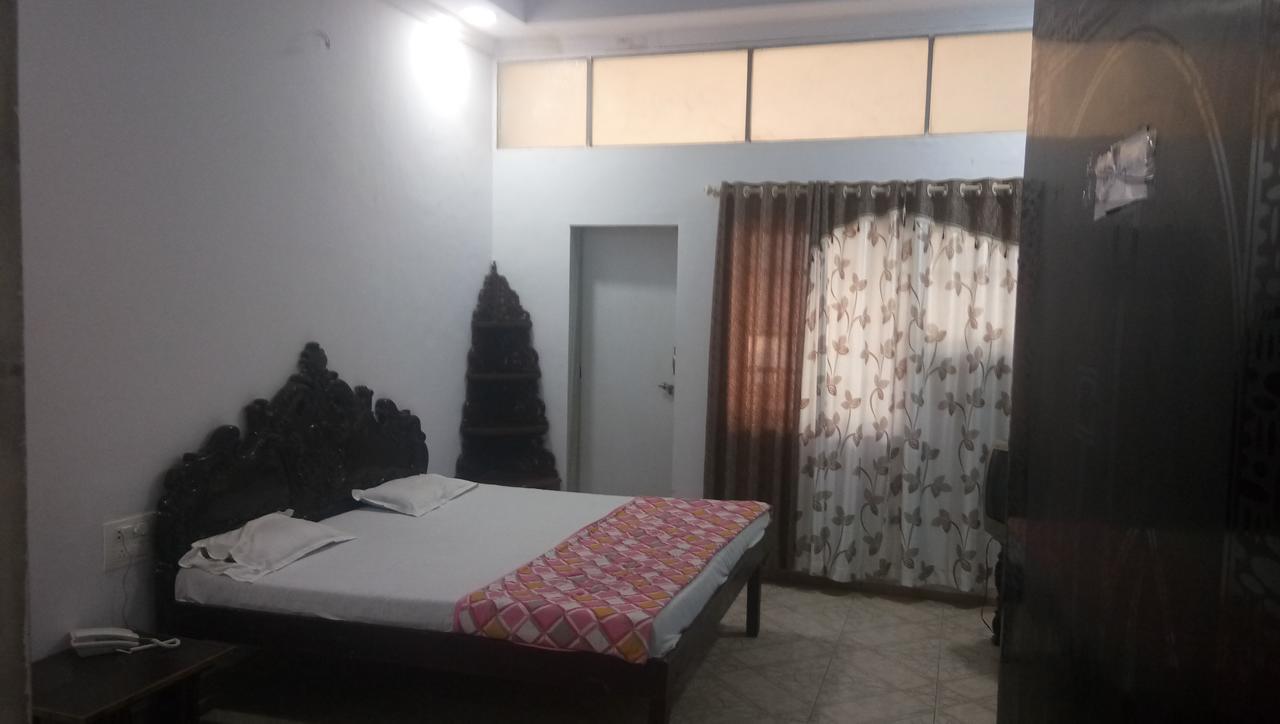 Grand Galaxy Krishna Hotel 3*