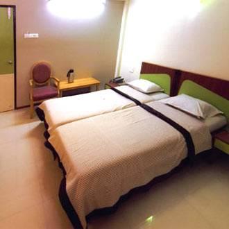 Ira By Orchid, 3*