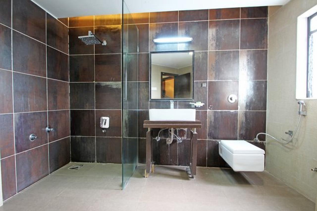 Hotel Sai Saya - Indira Nagar 3*