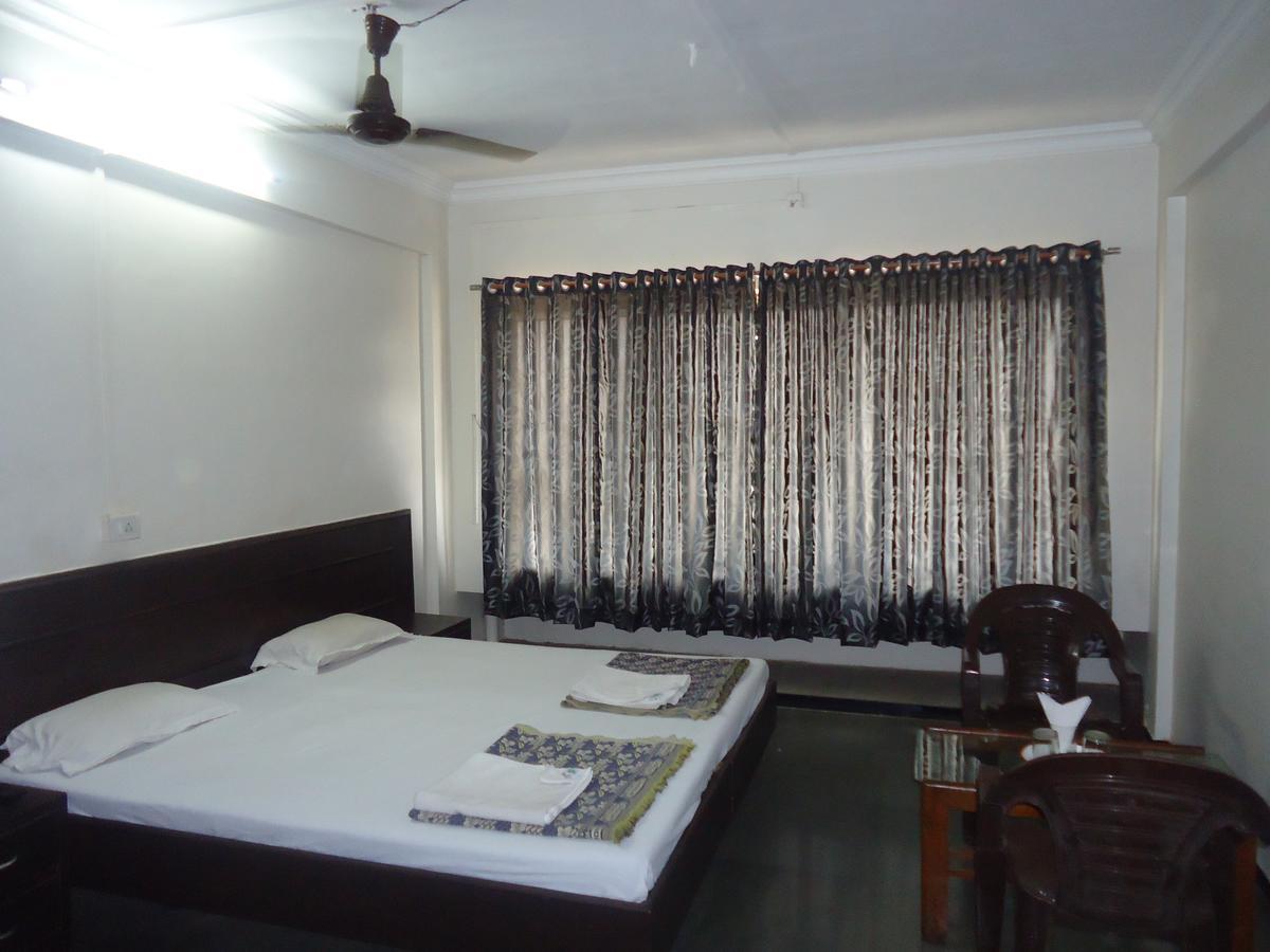 Hotel Nashik Guest House *