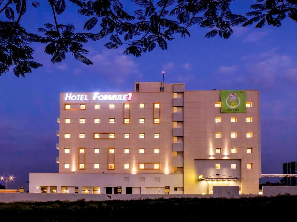 Hotel Express Indira Nagar By Ihg 3*