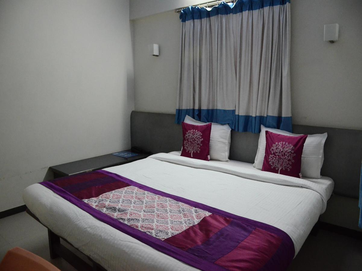 Oyo 4016 Grand Ashwin