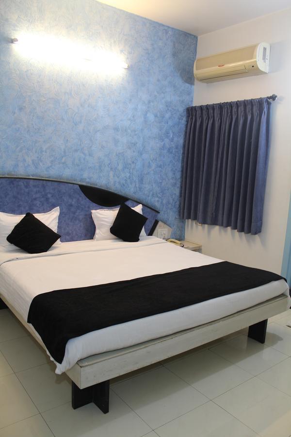 Cool Palace Hotel Nashik