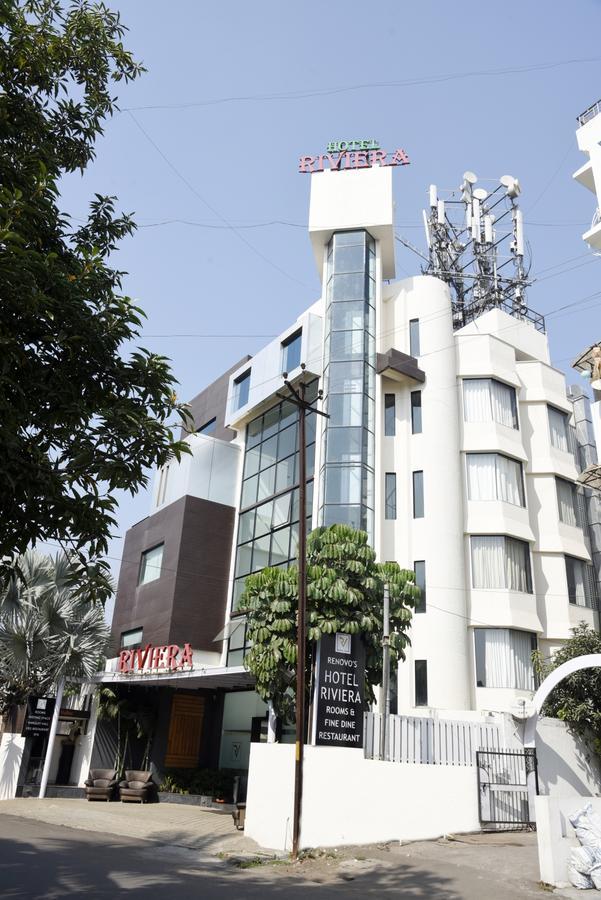 Oyo 10672 Riviera Hotel 3*