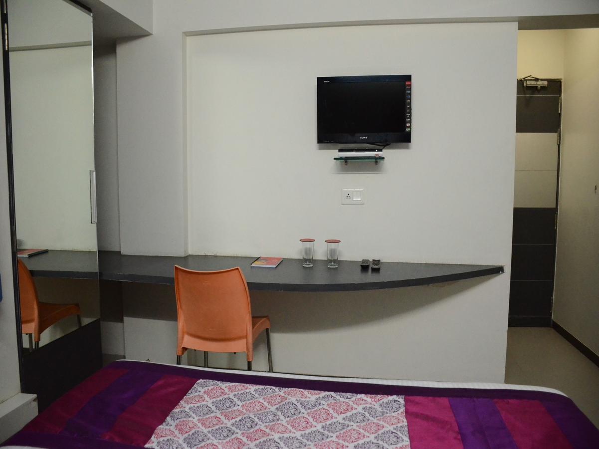 Oyo 4016 Grand Ashwin 3*