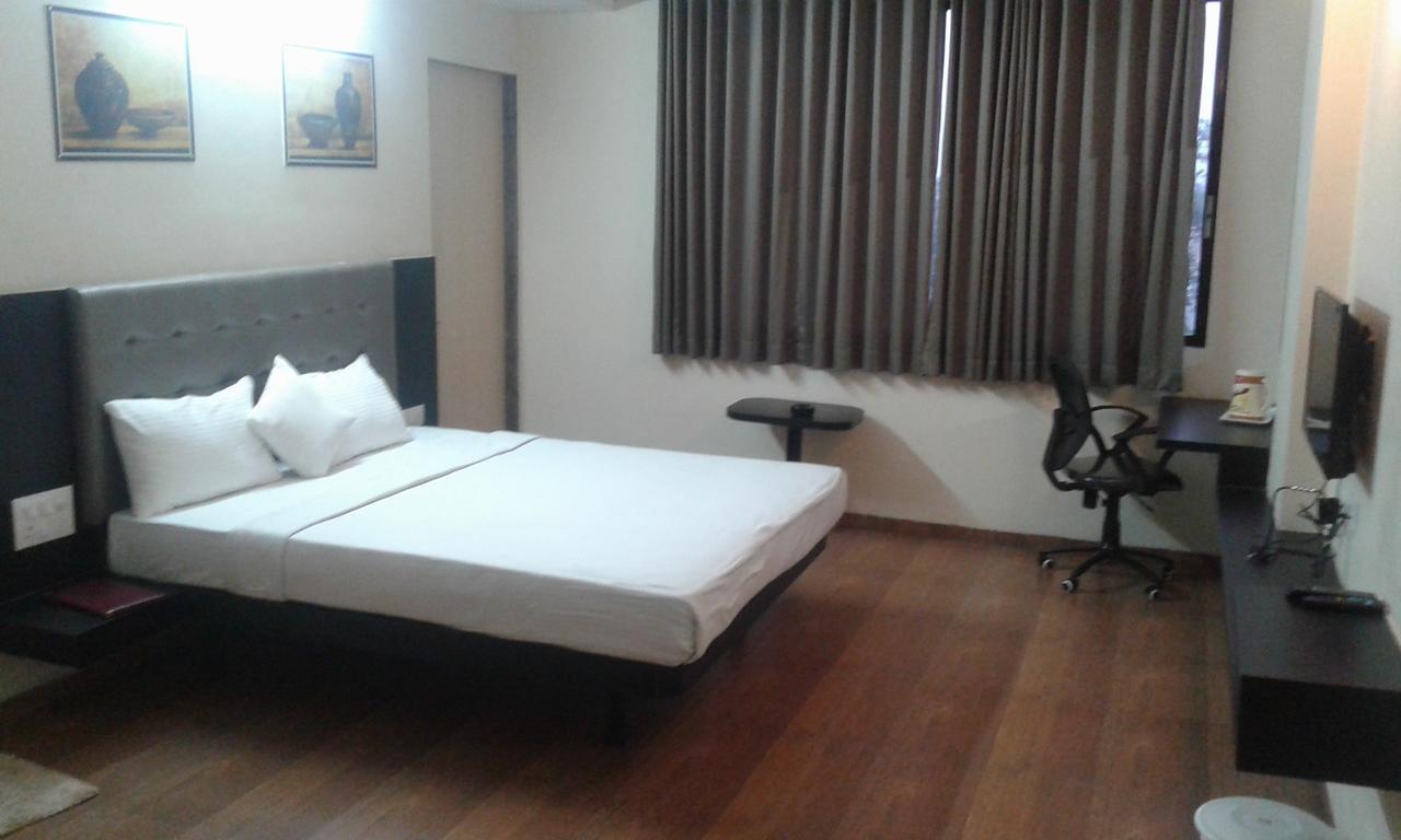Hotel Prestige Point