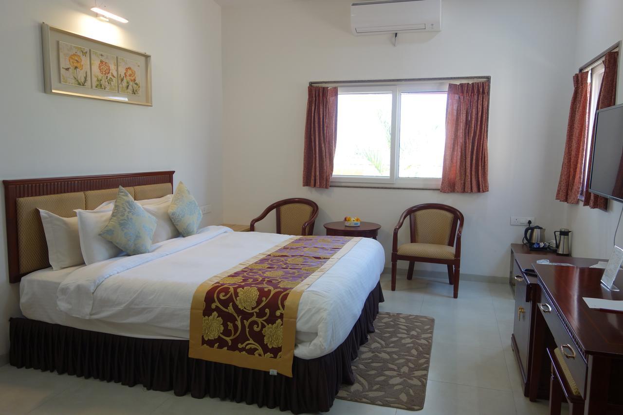 Savana Resort 3*