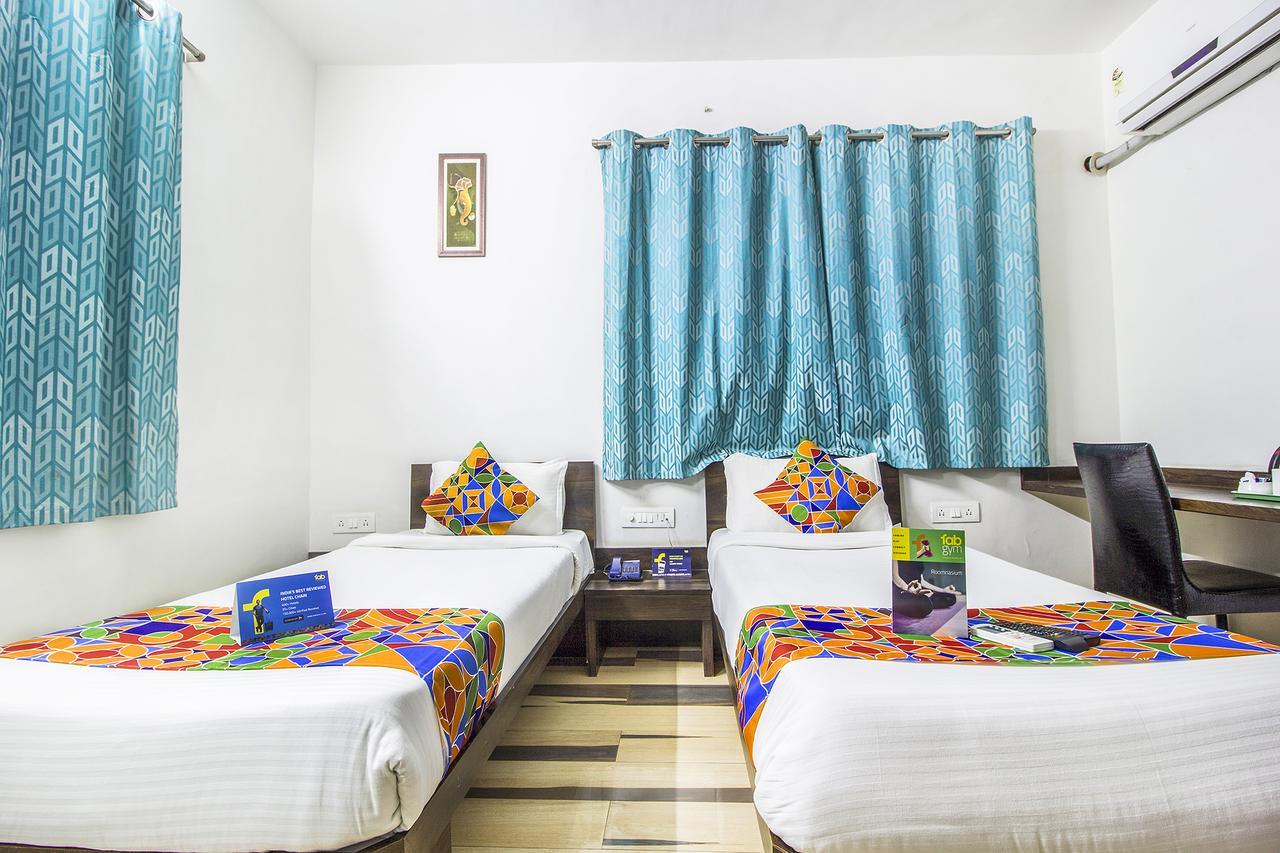 Hotel Fabhotel Pruthamesh Pride