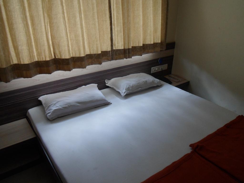 Vaishali Guest house Nashik