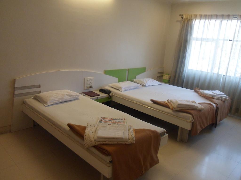 Rajmahal Hotel