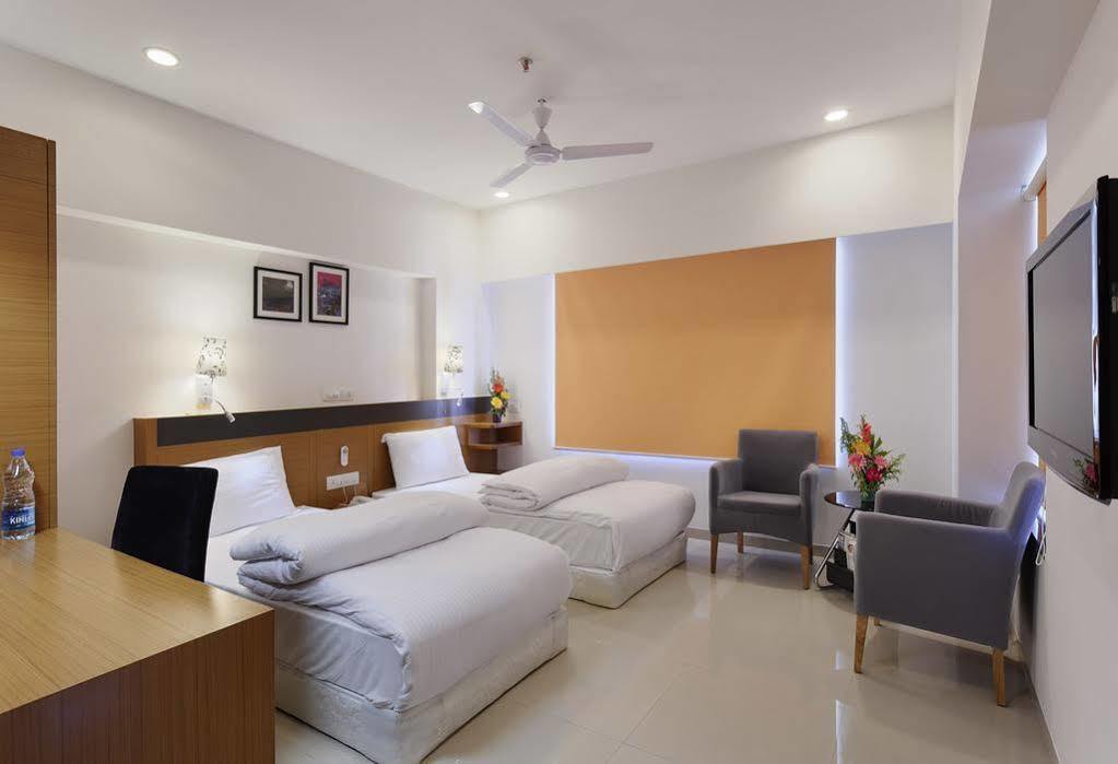 Hotel Hi 5 & Experience