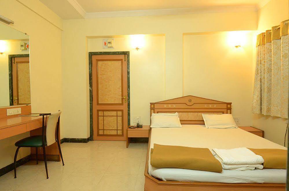 Pooja International Hotel Nashik