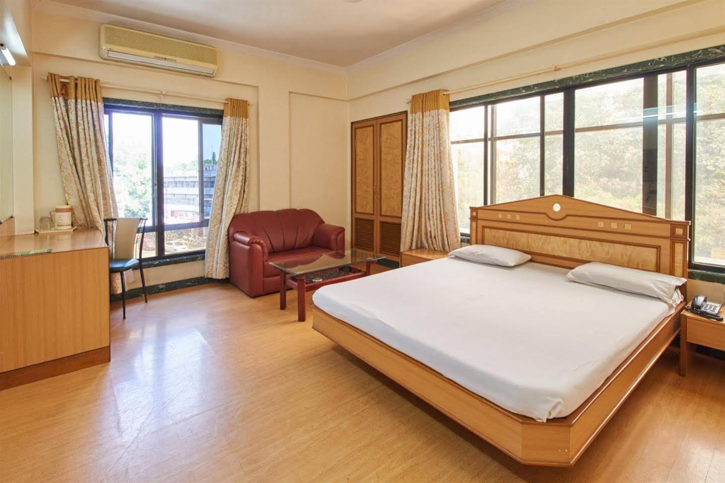 Hotel Pooja International Nashik