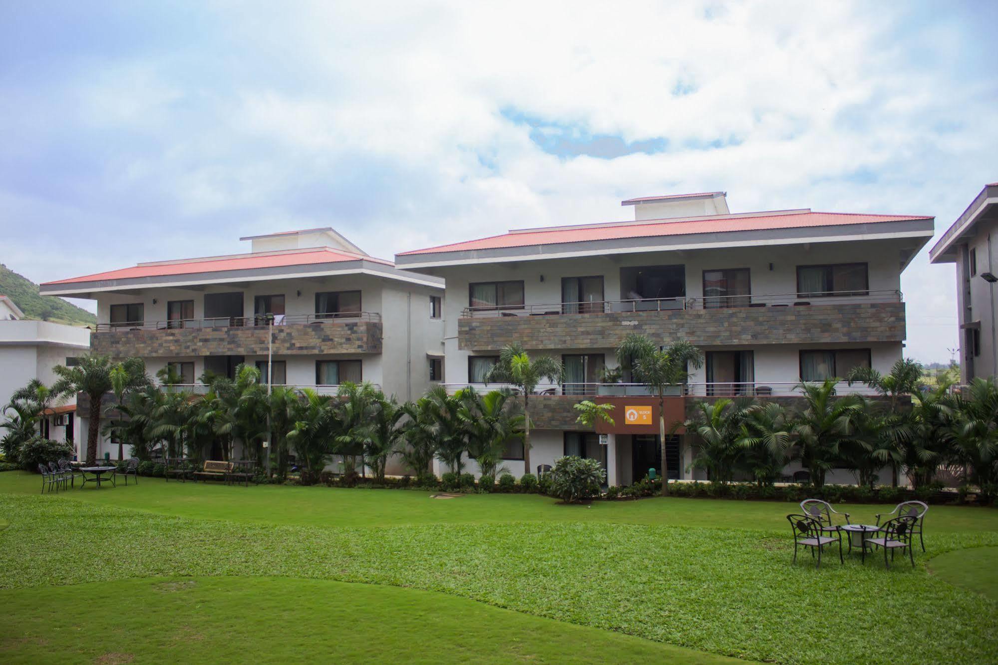 Club Mahindra Hatgad 4*