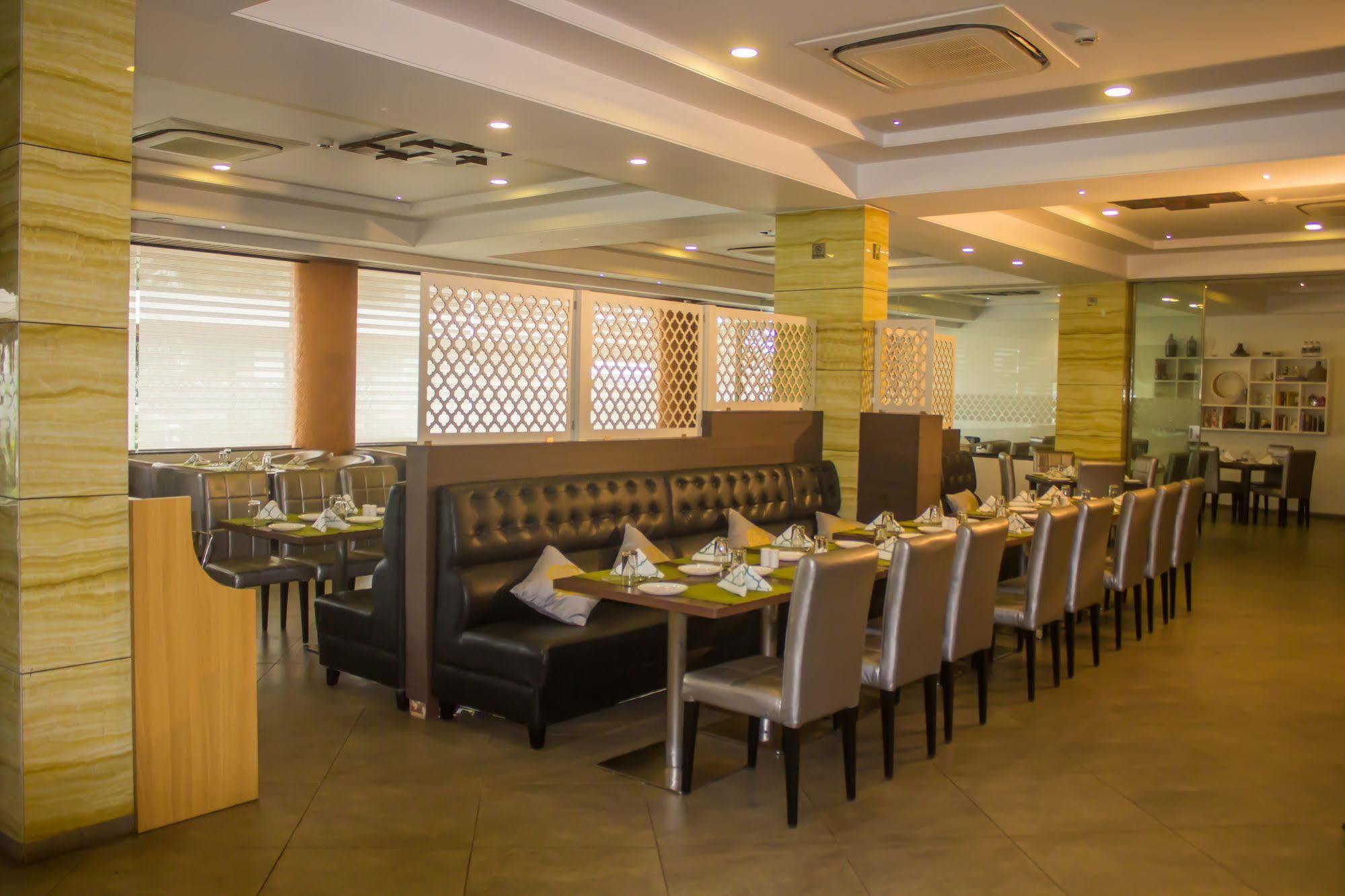 Club Mahindra Hatgad Hotel 4*