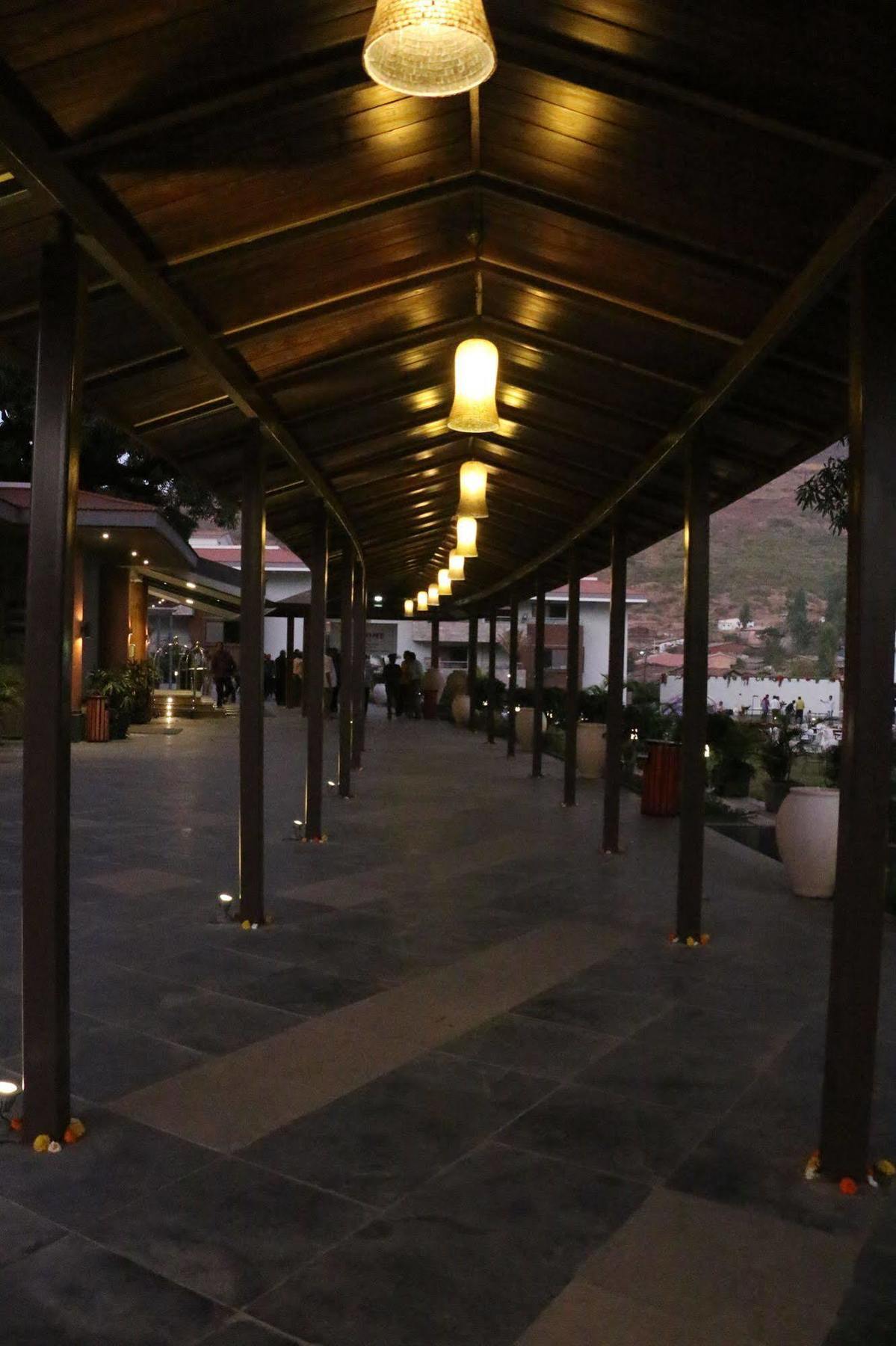 Club Mahindra Hatgad 4*