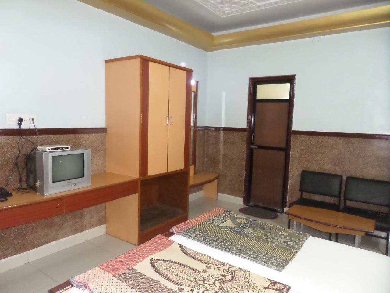 Hotel Padma *