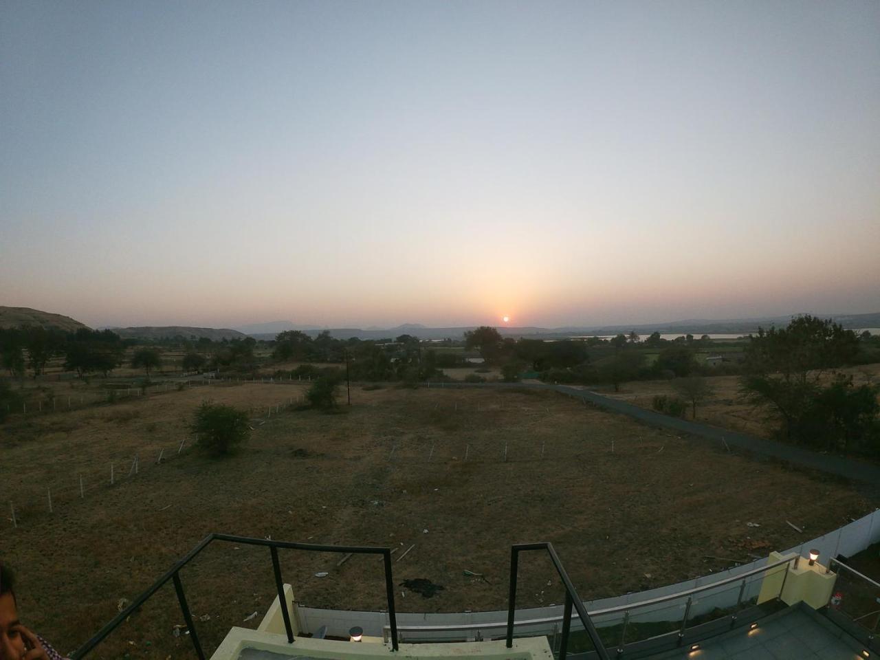 Bed & Breakfast Tripvana Patio *