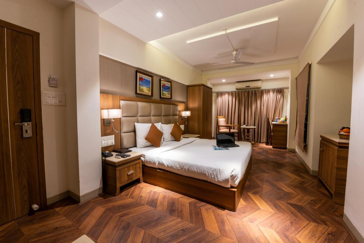 Click Hotel 3*