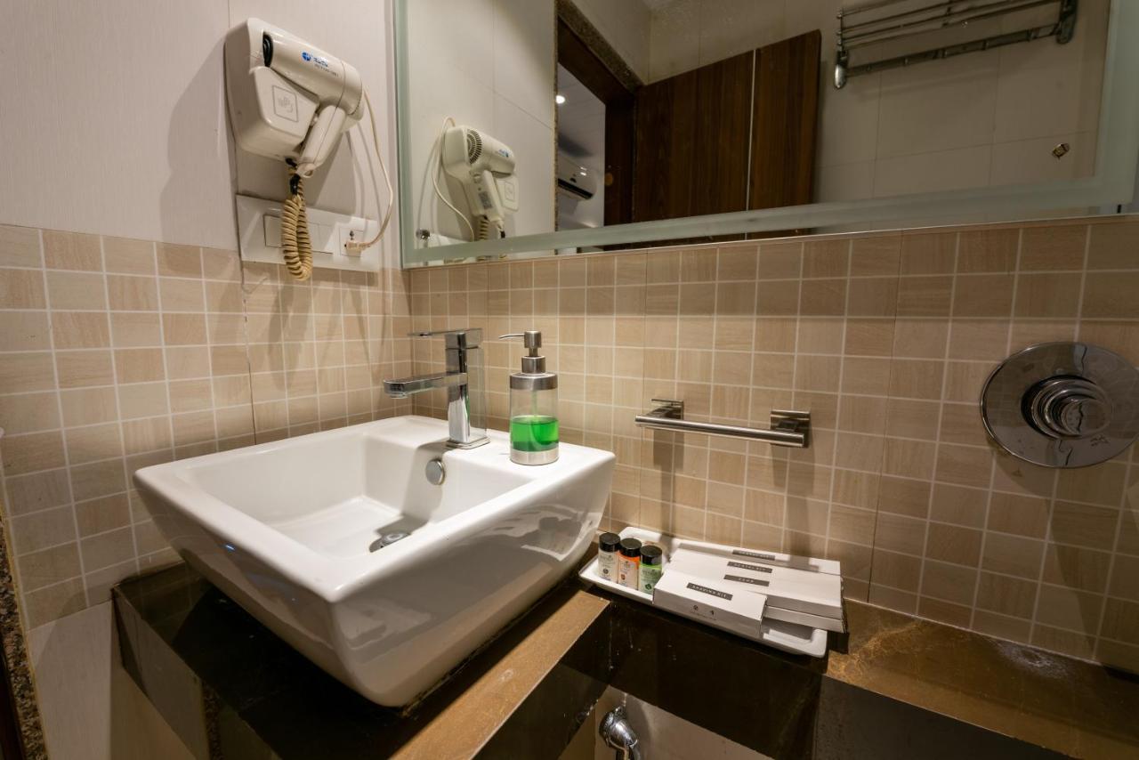 Click Hotel 3*