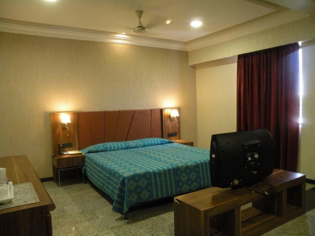 Hotel Nasiklub