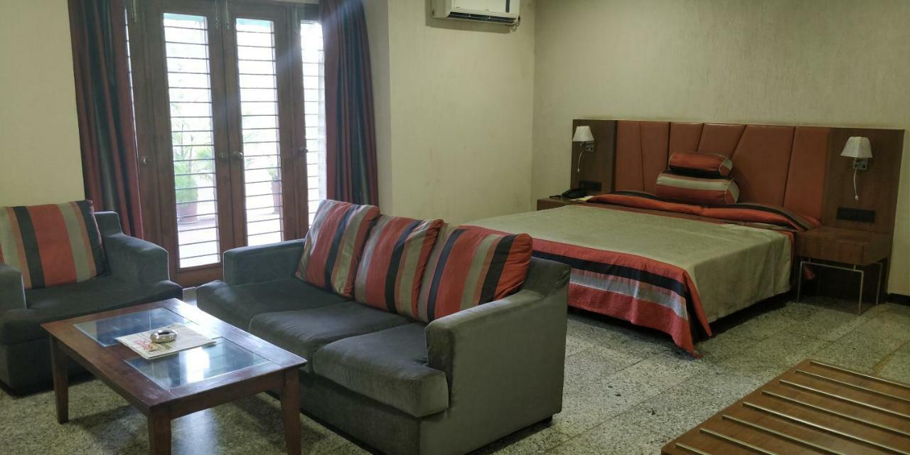 Nasiklub Hotel