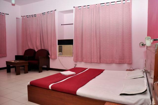 Manorath Hotel Nashik