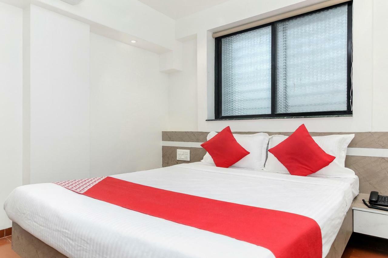 Hotel Oyo Flagship 22650 Ashirwad 3*