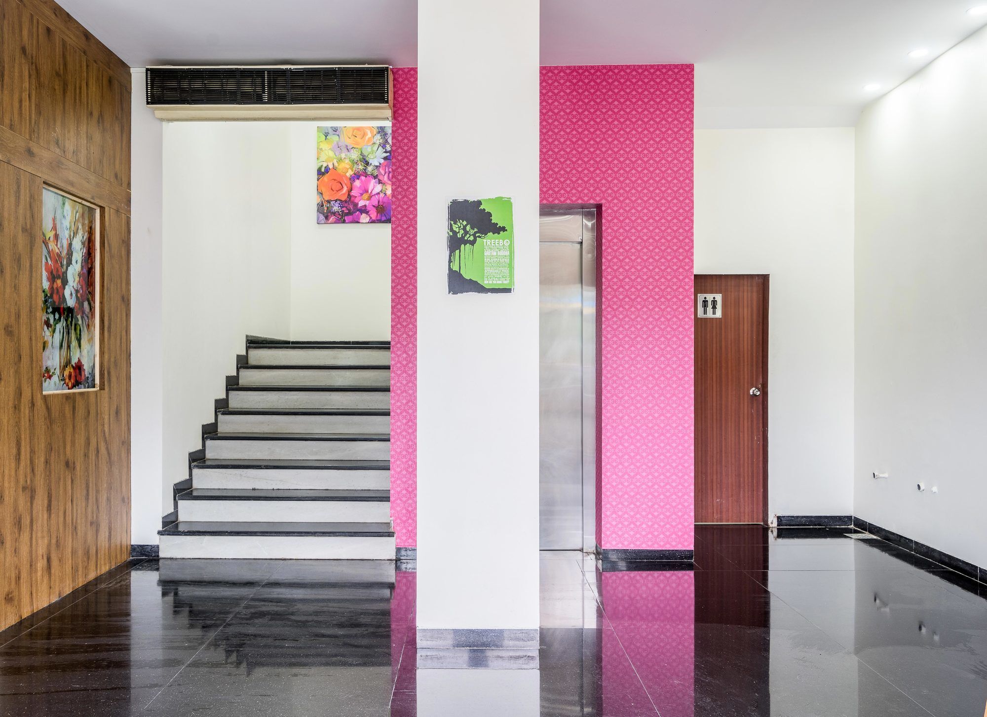Hotel Treebo 07 Nashik