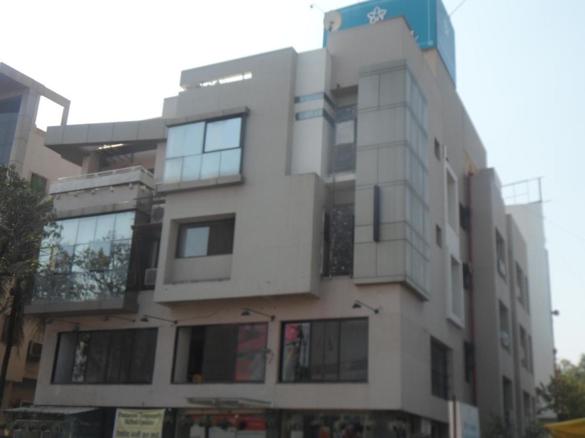 Hotel Rajmahal