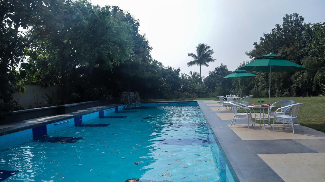 Jungle Safari & Holiday * Nashik