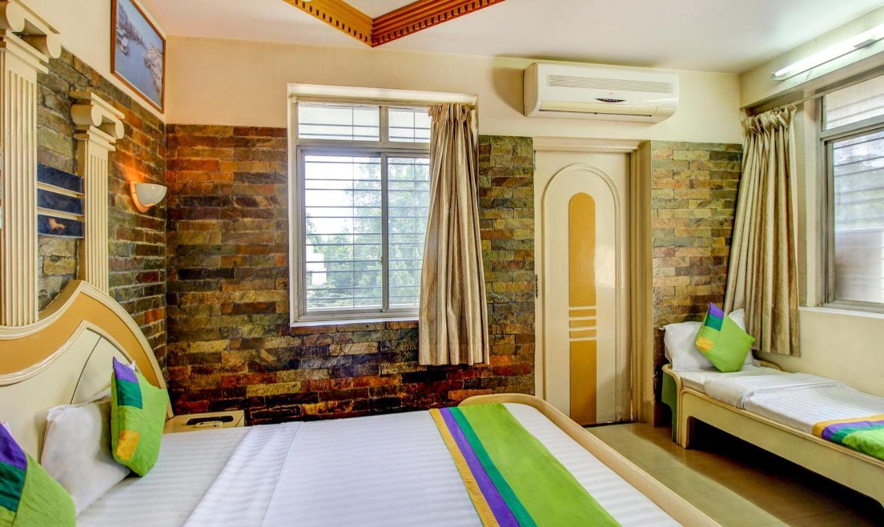 Hotel Treebo Trip Samrat Nashik