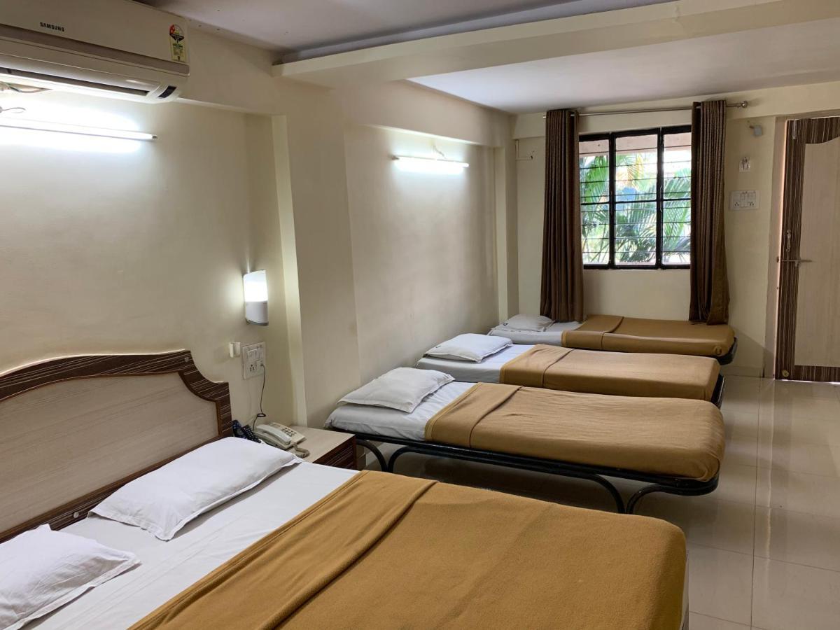 Royale Heritage 3*