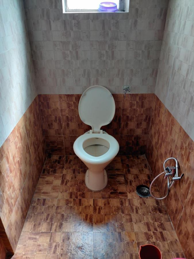 Apartment 2bhk Ac Row House Bunglow In Good Locality