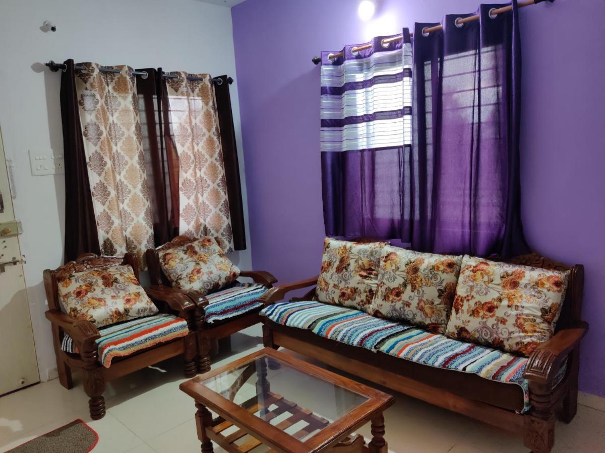 2bhk Ac Row House Bunglow In Good Locality Apartment *