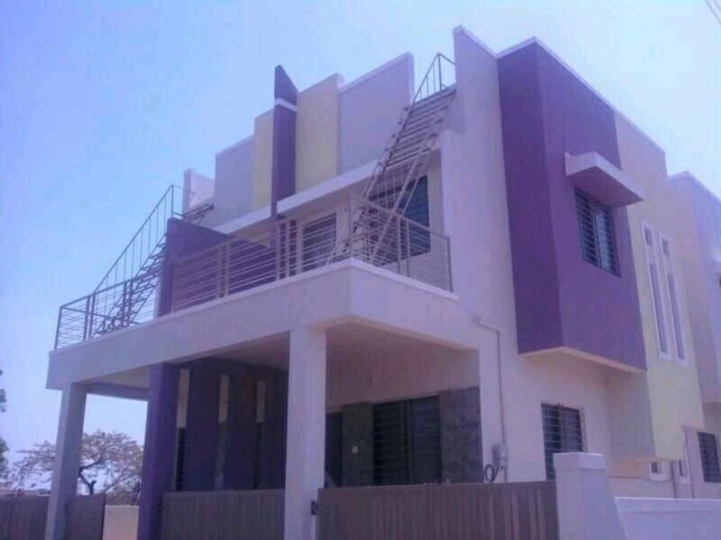 Apartment 2bhk Ac Row House Bunglow In Good Locality
