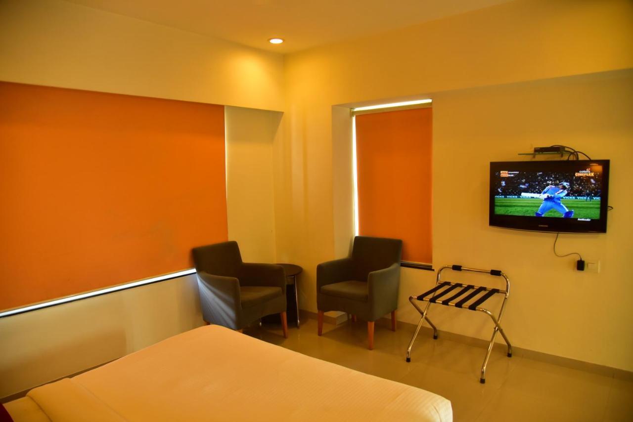 Hotel Hi 5 & Experience 4*