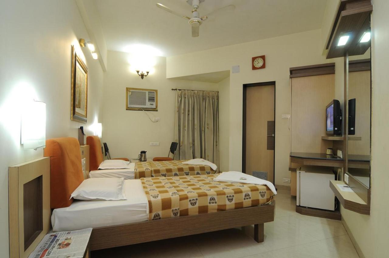 Panchavati Elite Hotel