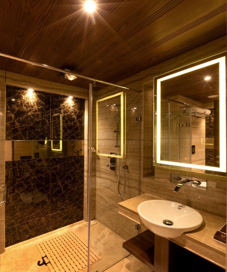 Mbc Citadel Hotel